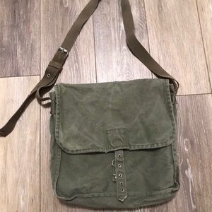 Lined army canvas bag